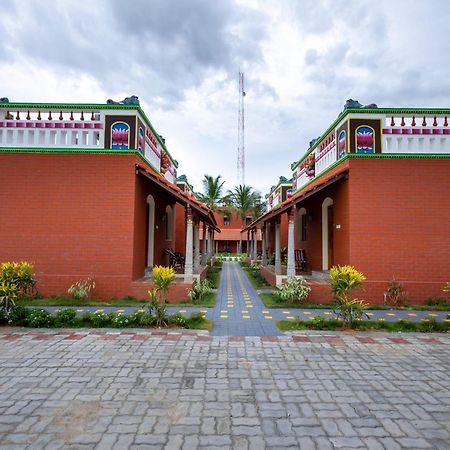 Chettinad Heritage Wellness Resorts Mithilaipatti Buitenkant foto